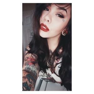 Meet your Posher, Tia mariee